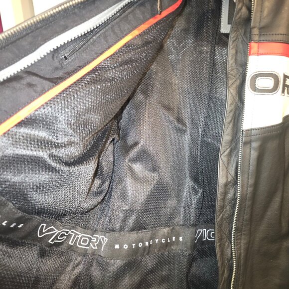 Victory Motorcycle jacket - Picture 3 of 5
